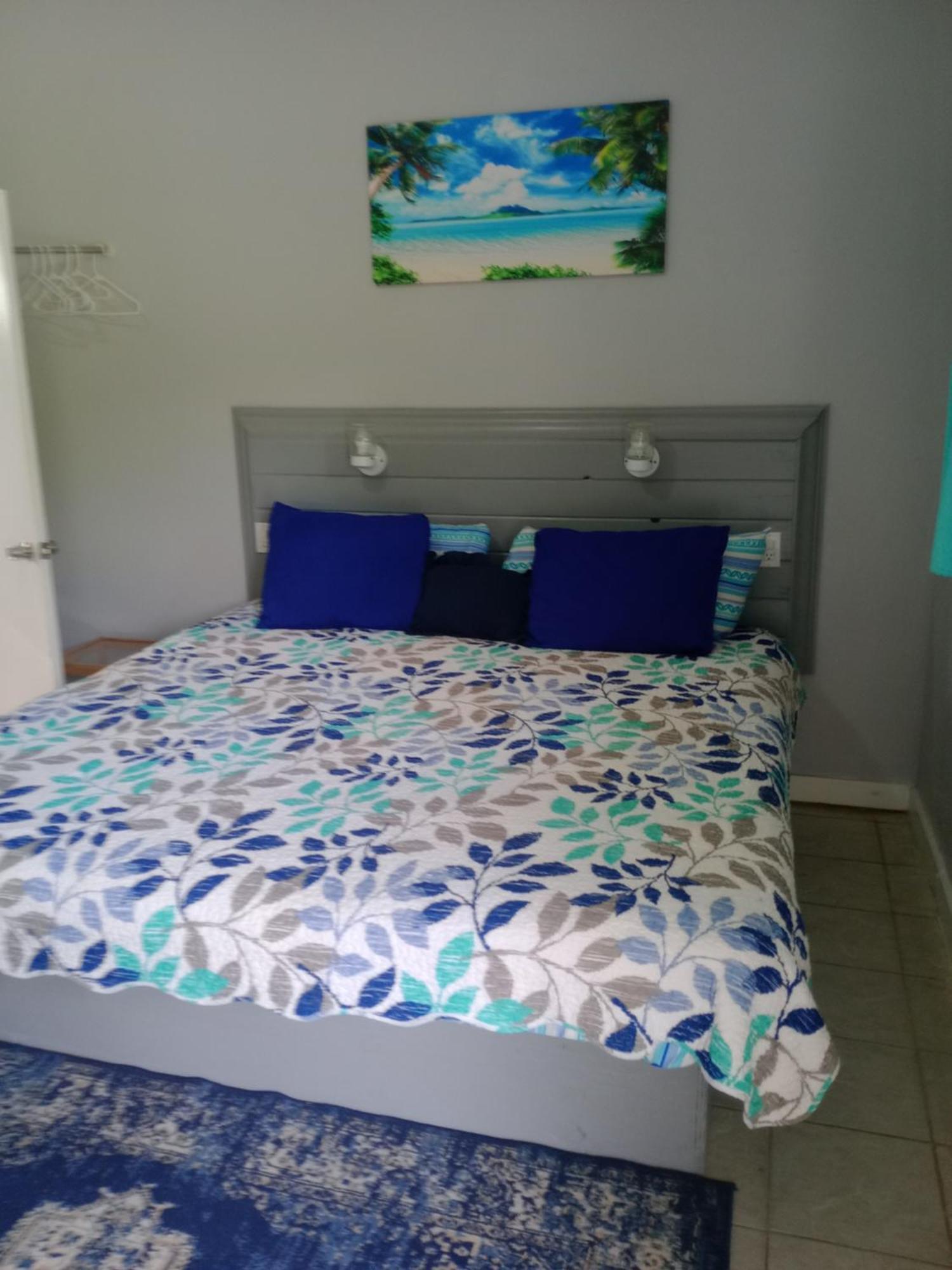 Surfers Manor Motel Gregory Town エクステリア 写真