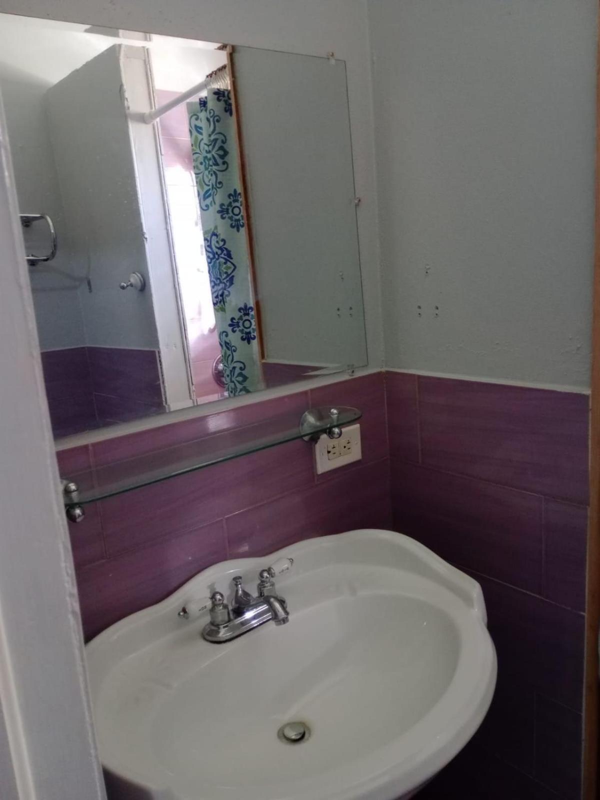 Surfers Manor Motel Gregory Town エクステリア 写真