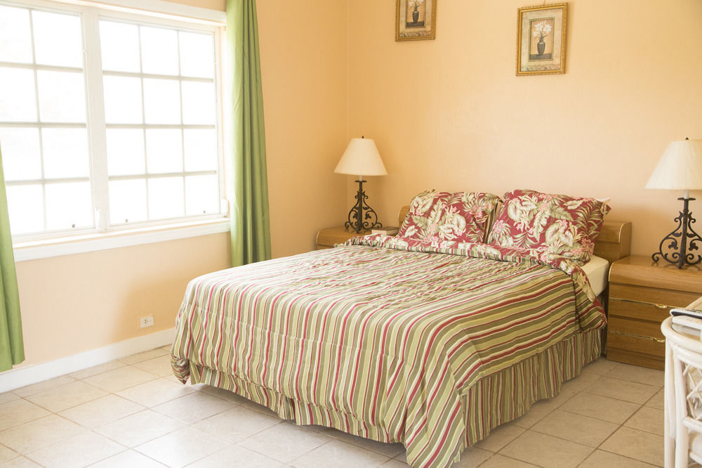 Surfers Manor Motel Gregory Town エクステリア 写真